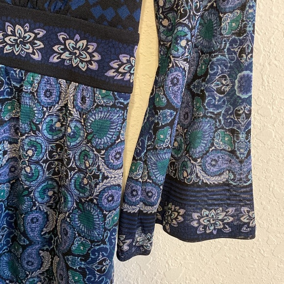 Vintage Y2K Boho Hippie Blue Floral Flare Sleeved Top✨ - Picture 5 of 7